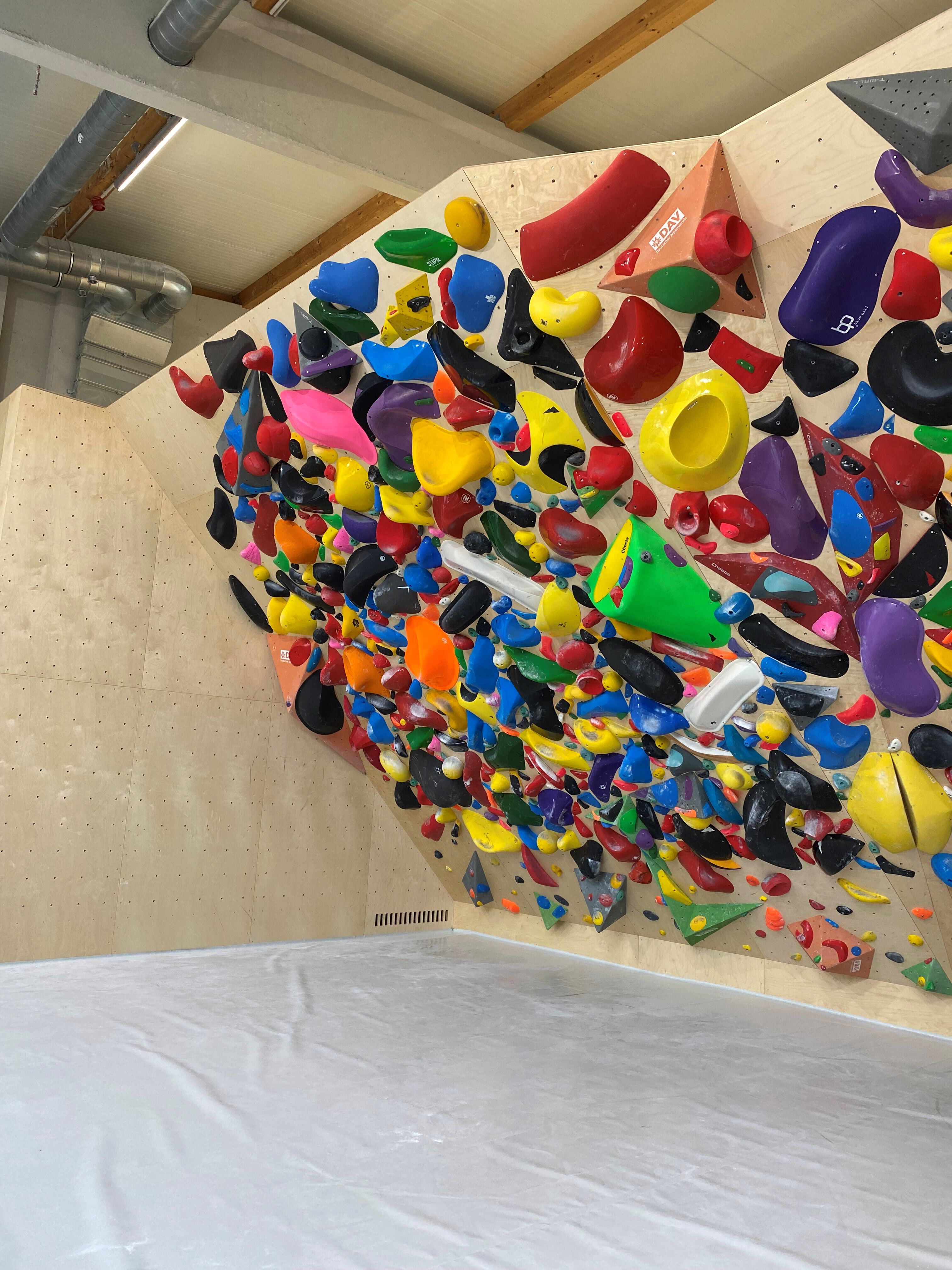 Neue Spraywall im Landesleistungszentrum Augsburg